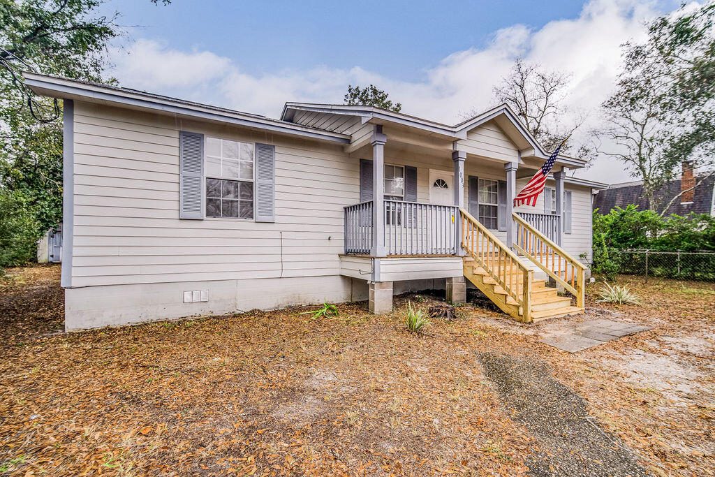 1003 Rd, Mary Esther, FL 32569 MLS 889917 Coldwell Banker