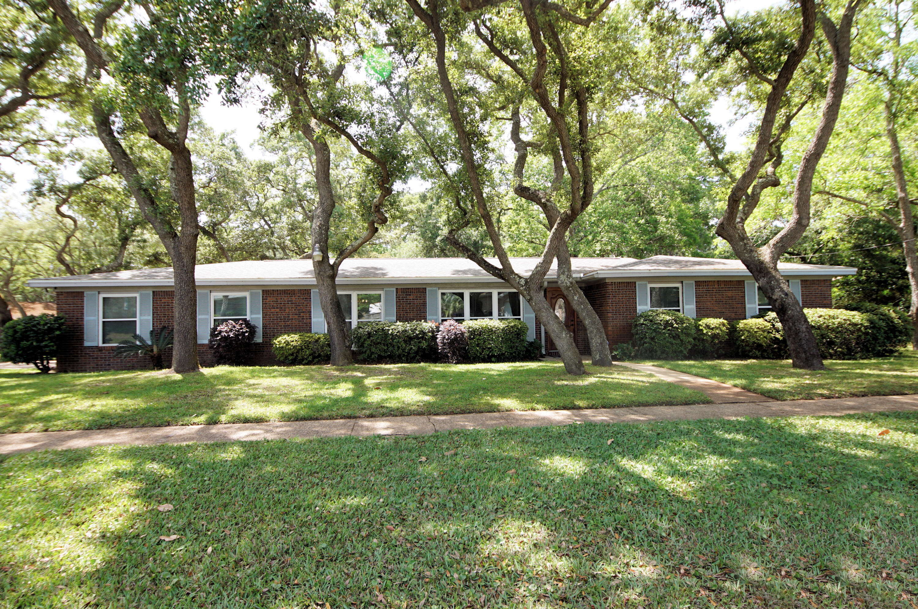 706 Dubois Dr, Fort Walton Beach, FL 32547 MLS 897576 Coldwell Banker