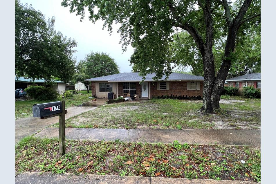 178 Miramar St, Mary Esther, FL 32569 MLS 899343 Coldwell Banker