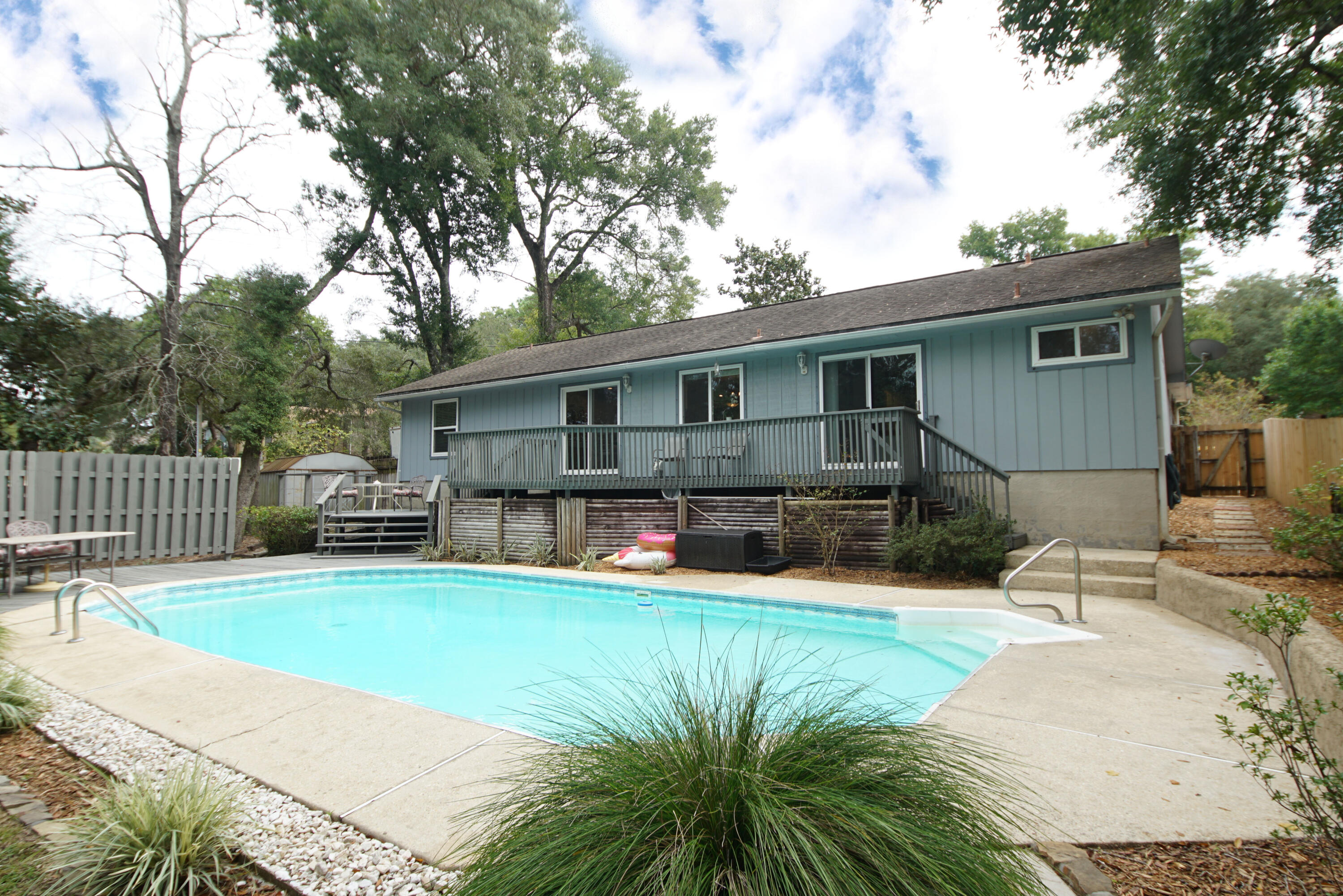 130 Beverly Dr, Niceville, FL 32578 MLS 910315 Coldwell Banker