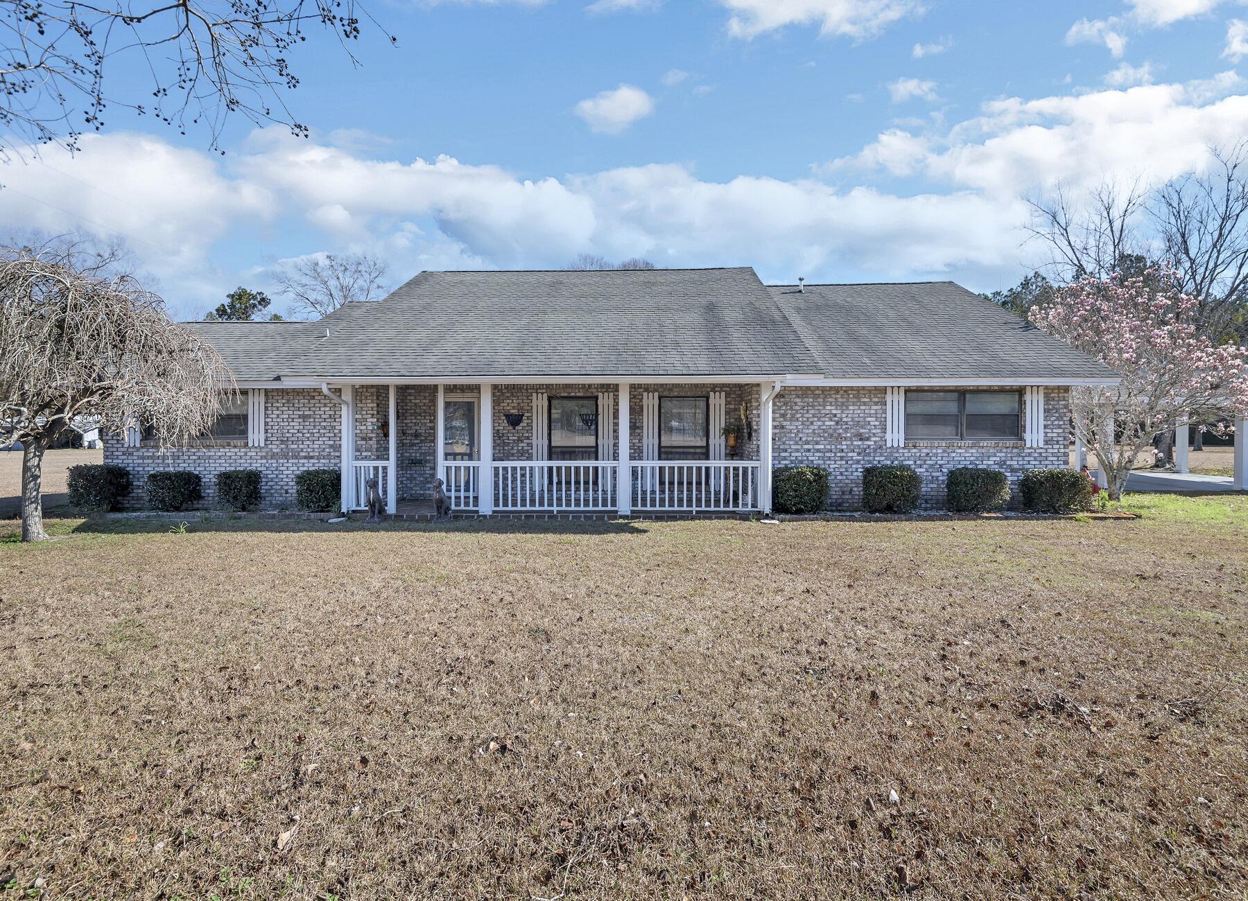 134 Thomas Dr, Paxton, FL 32538 MLS 915465 Coldwell Banker