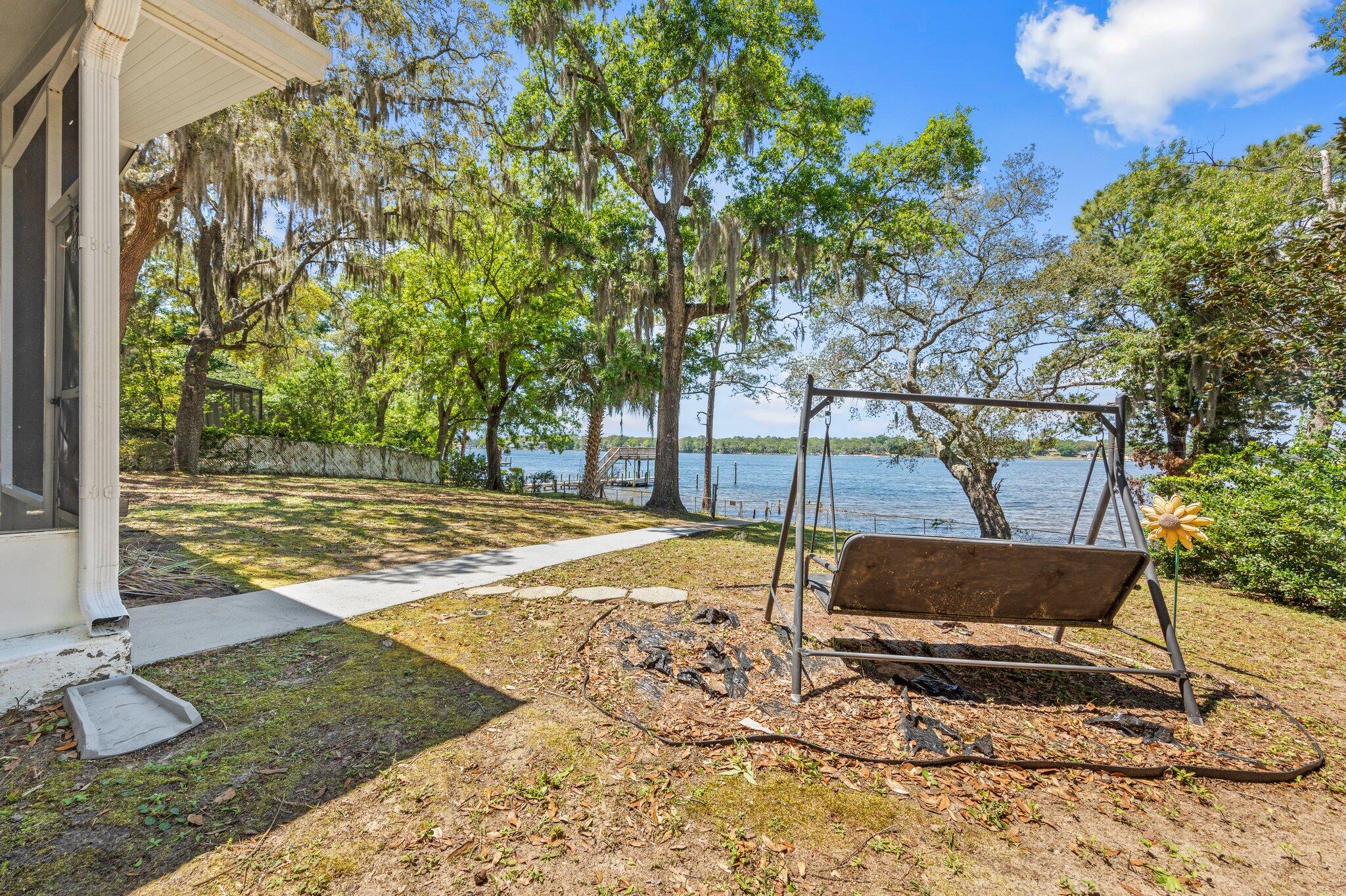 925 Bayshore Dr, Niceville, FL 32578 MLS 920985 Coldwell Banker