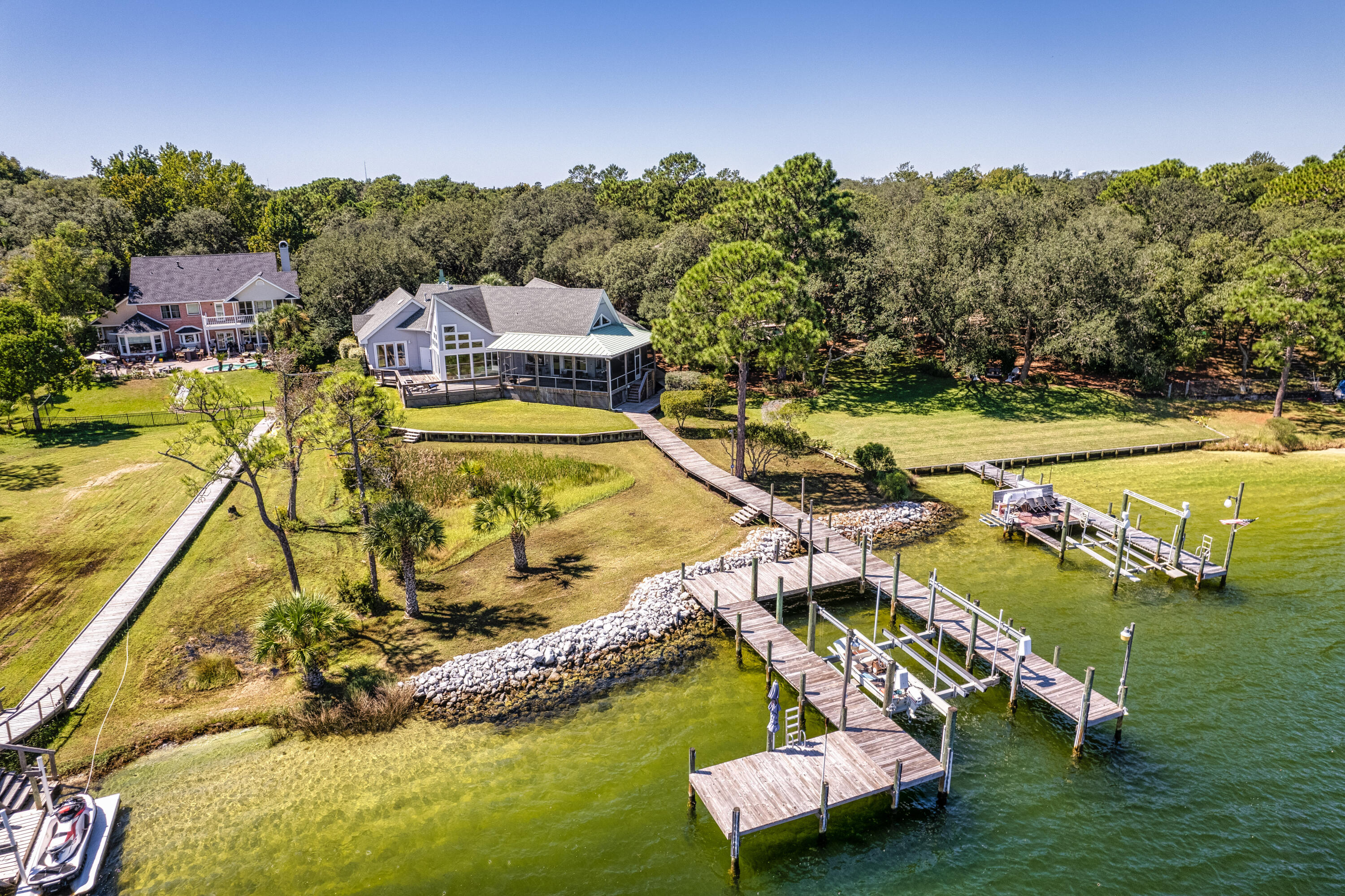 1083 Tree Point Dr, Fort Walton Beach, FL 32547 MLS 922971 Coldwell