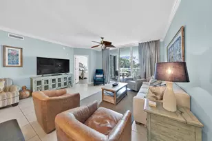 1328 SE Miracle Strip Parkway SE, Fort Walton Beach, FL 32548 - Photo 1