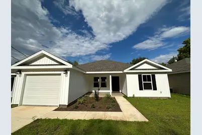 904 N Tracy Street N, Bonifay, FL 32425 - Photo 1