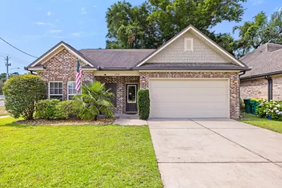 100 Arrowhead Way, Niceville, FL 32578 - Photo 1