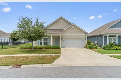 138 Dusky Way, Freeport, FL 32439 - Photo 1