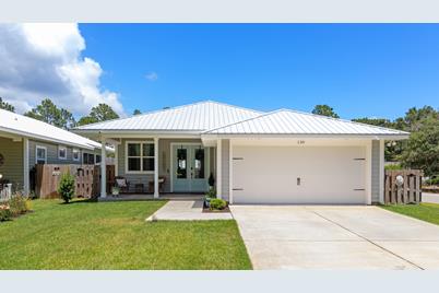 139 Owen Street, Niceville, FL 32578 - Photo 1