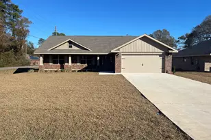 5909 Silvercrest Blvd, Crestview, FL 32536 - Photo 1