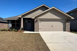 329 Keswick Ln, Crestview, FL 32536 - Photo 1