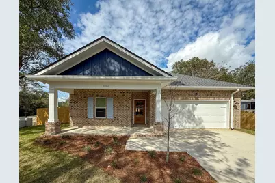 1061 Everglade Drive, Niceville, FL 32578 - Photo 1