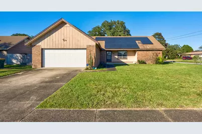 717 Osage Drive, Fort Walton Beach, FL 32547 - Photo 1