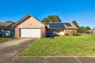 717 Osage Dr, Fort Walton Beach, FL 32547 - Photo 1