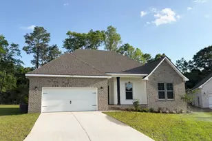 2718 Louis Circle, Crestview, FL 32536 - Photo 1