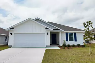 234 Laurel Hl St, Crestview, FL 32539 - Photo 1