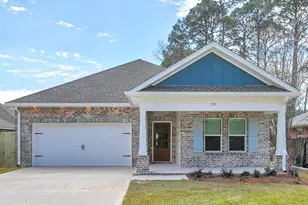152 Harding Rd, Niceville, FL 32578 - Photo 1