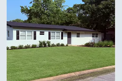 601 Blackstone Road, Mary Esther, FL 32569 - Photo 1