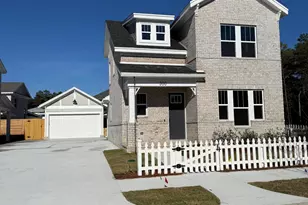 300 Gazelle Ct, Niceville, FL 32578 - Photo 1