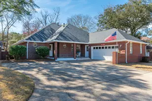 1700 Dellmont Cove, Niceville, FL 32578 - Photo 1