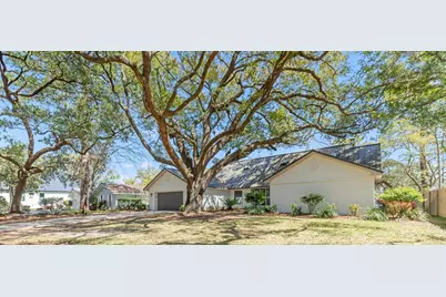 120 Bahia Vista Drive, Niceville, FL 32578 - Photo 1