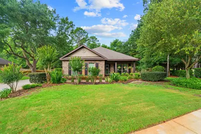 22 Camellia Court, Freeport, FL 32439 - Photo 1