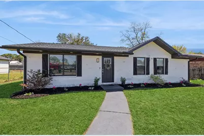 299 Austin Avenue, Mary Esther, FL 32569 - Photo 1