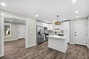 4 Magnolia Dr, Mary Esther, FL 32569 - Photo 1