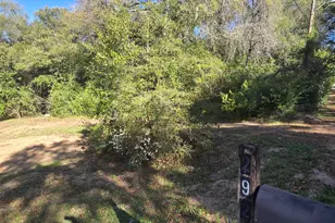 292 Ratliff St, Crestview, FL 32536 - Photo 1