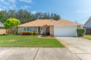 103 Forest St, Destin, FL 32541 - Photo 1