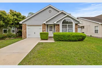 3004 Yorktown Circle, Fort Walton Beach, FL 32547 - Photo 1