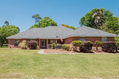 1404 Ernest Hemingway Drive, Niceville, FL 32578 - Photo 1