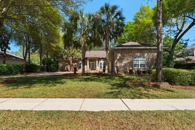 837 Coldwater Creek Circle, Niceville, FL 32578 - Photo 1