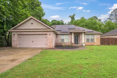 472 W College Boulevard W, Valparaiso, FL 32580 - Photo 1