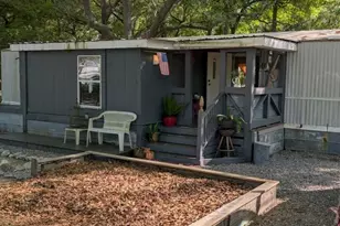 399 Bell Dr, Defuniak Springs, FL 32433 - Photo 1