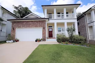 403 Hideaway Ln, Niceville, FL 32578 - Photo 1