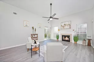 483 Sandy Ridge Cir, Mary Esther, FL 32569 - Photo 1