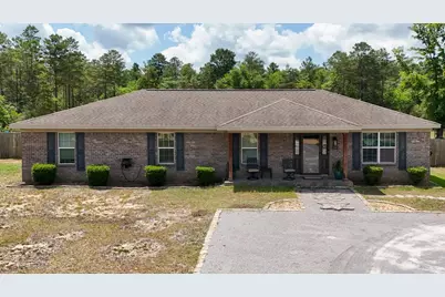 199 W Italian Avenue W, Defuniak Springs, FL 32433 - Photo 1