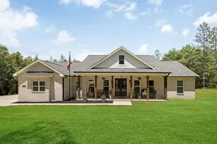 5881 Stacy Ln, Crestview, FL 32536 - Photo 1