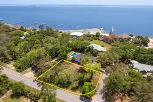 4652 Smokey Rd, Gulf Breeze, FL 32566 - Photo 1