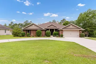 2643 Avenida De Soto, Navarre, FL 32566 - Photo 1