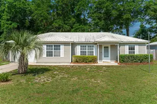 390 Brackin St, Crestview, FL 32539 - Photo 1