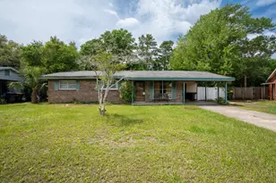 406 NW Sherry Circle NW, Fort Walton Beach, FL 32548 - Photo 1