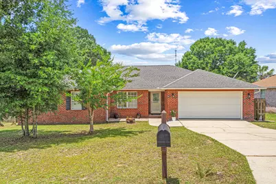 138 Conquest Avenue, Crestview, FL 32536 - Photo 1