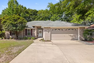 207 Evergreen Avenue, Niceville, FL 32578 - Photo 1