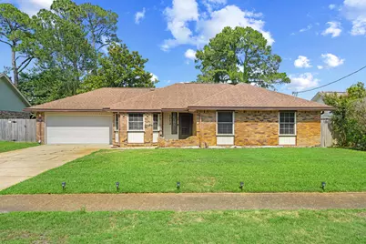 1012 Quail Hollow Drive, Mary Esther, FL 32569 - Photo 1