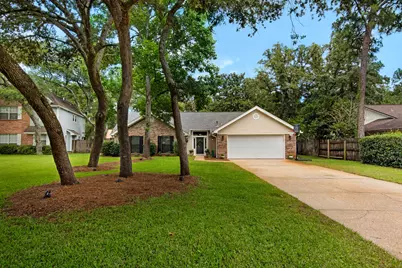 619 Rosewood Way, Niceville, FL 32578 - Photo 1