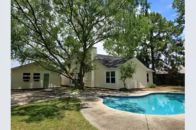 9421 Victoria Lane, Navarre, FL 32566 - Photo 1