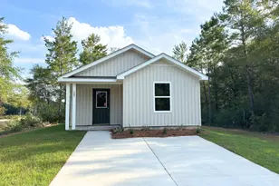 189 W Violet Ln W, Defuniak Springs, FL 32433 - Photo 1