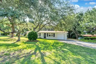 412 Primrose Ln, Destin, FL 32541 - Photo 1