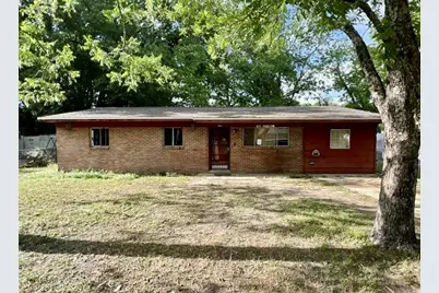 560 Purl Adams Avenue, Crestview, FL 32539 - Photo 1